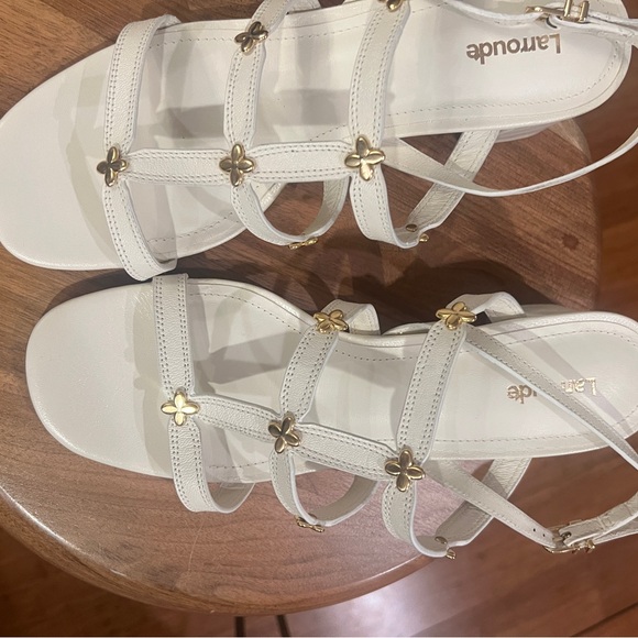 Larroudé Harmony Block Heel Sandals White w/ Gold Sz 9 - Picture 8 of 16